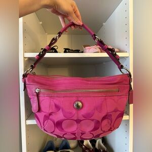 Pink Coach Women's Shoulder Bag